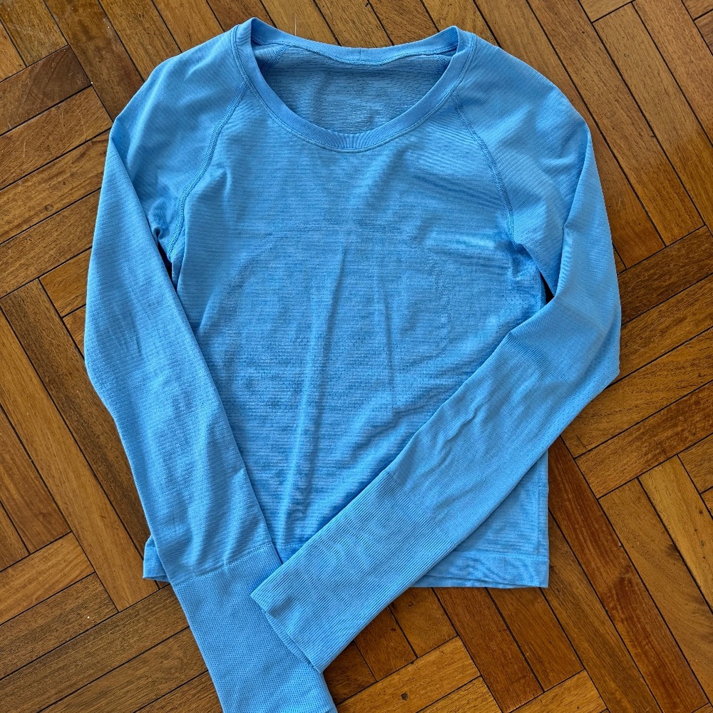 Lululemon Swiftly Tech Long-Sleeve Shirt 2.0 Waist Length, Cornflower, Size 4